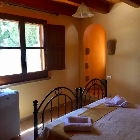 I Carrubi カントリーハウス San Priamo